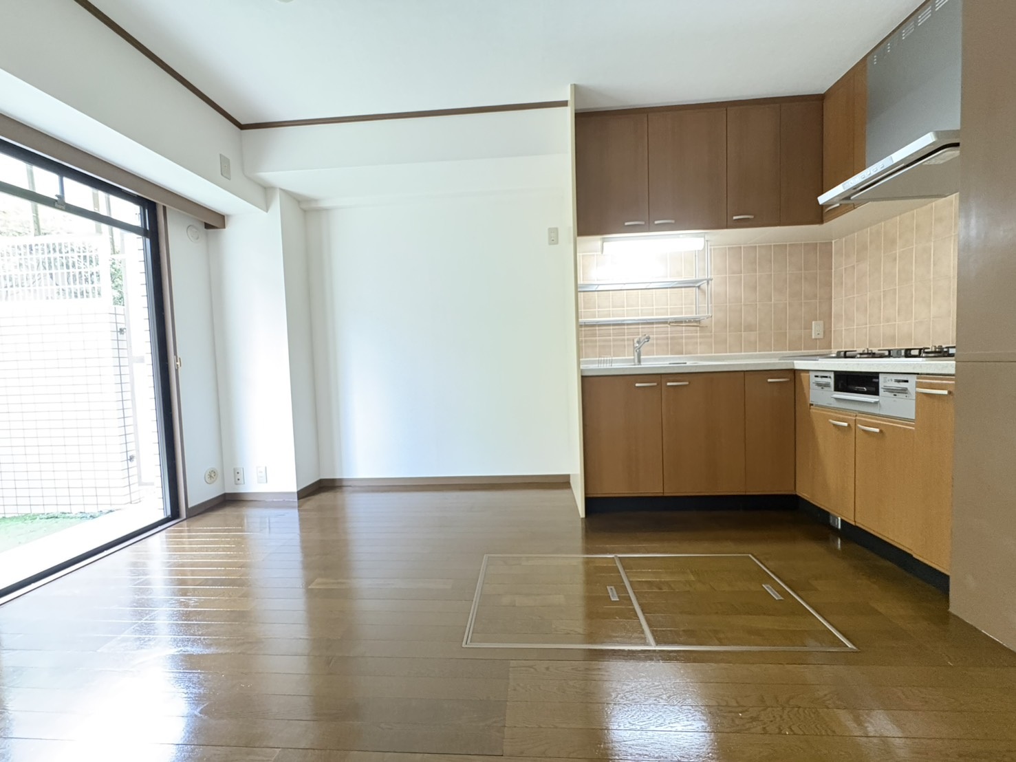 ライオンズマンション北畠の居間写真