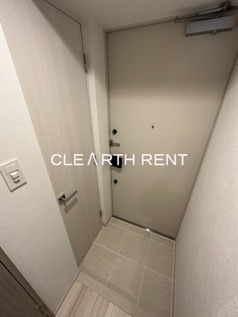 玄関　同タイプ別住戸写真となります。現況と異なる場合がございます。