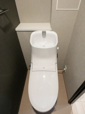 トイレ　トイレ
