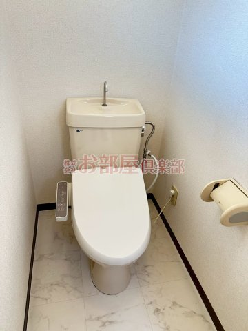 トイレ　コンパクトで使いやすいトイレです