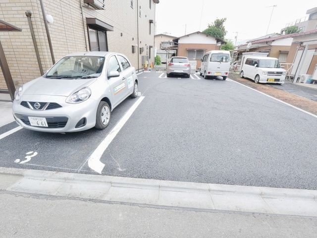 駐車場　★敷地内に駐車場あります★