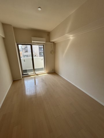 その他部屋・スペース　使い勝手のいい寝室です
