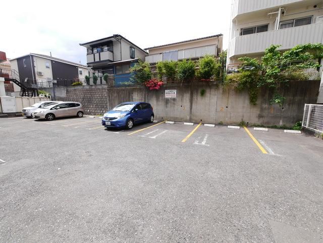 駐車場　★お部屋探しは、タウンハウジング多摩センター店へ★