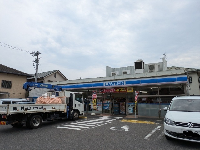 コンビニ　ローソン千種楠元町店（コンビニ）まで164m