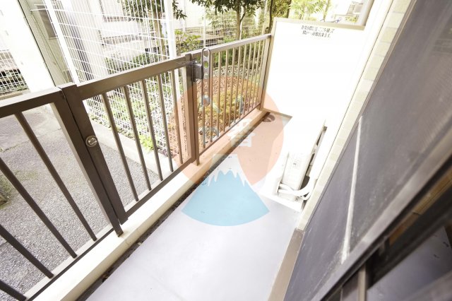 バルコニー　バルコニーです　※参考写真です