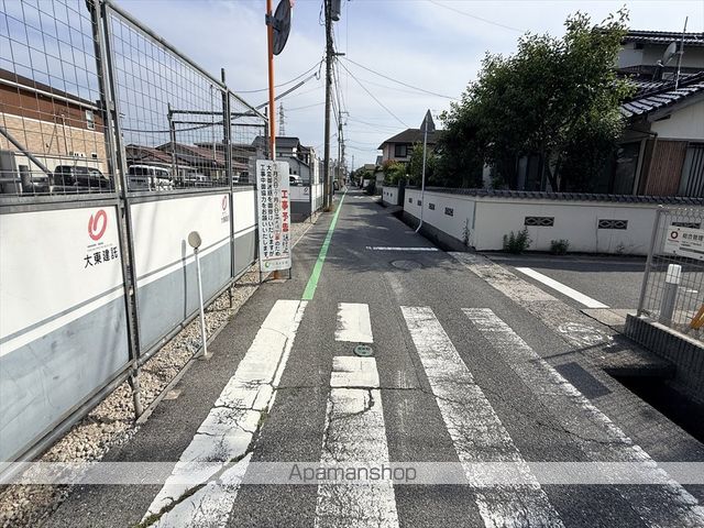 その他　前面道路（その他）まで0m