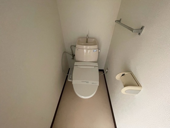 トイレ　※別部屋の写真です
