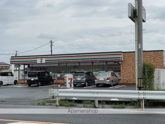 コンビニ　セブンイレブン（コンビニ）まで1387m