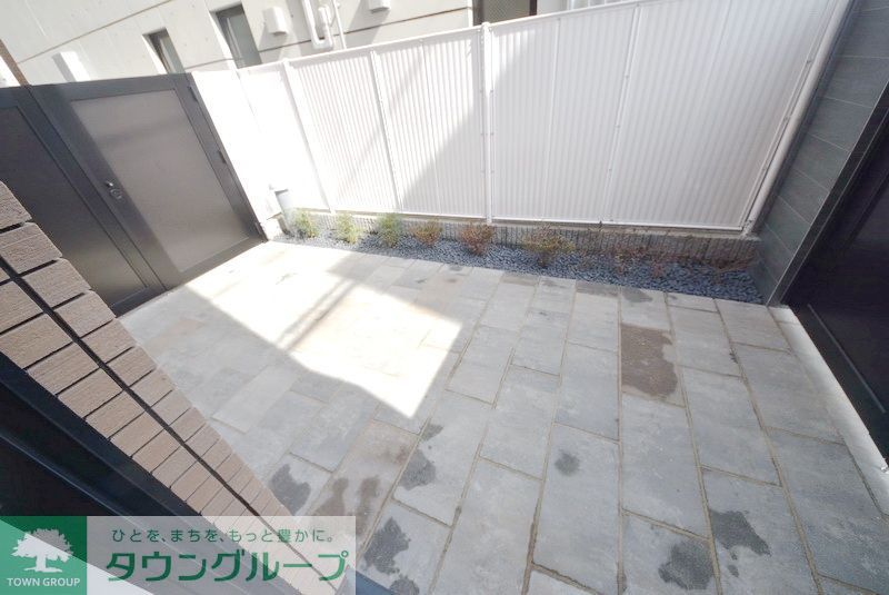 バルコニー　庭
