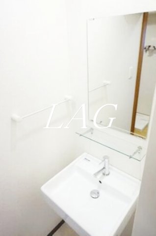 洗面設備　独立洗面台です。