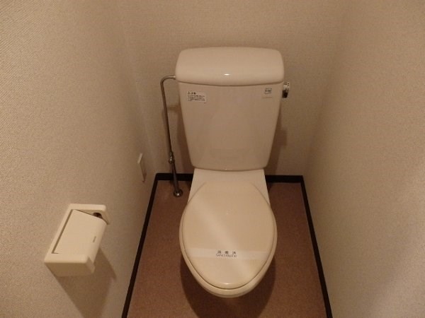 トイレ　別部屋参考画像