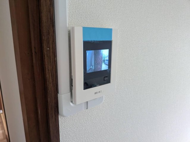 セキュリティ　モニター付きインターフォンも新調しています。