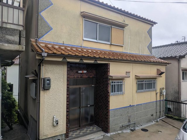 建物外観　日当たりも風通しも良い、戸建てです