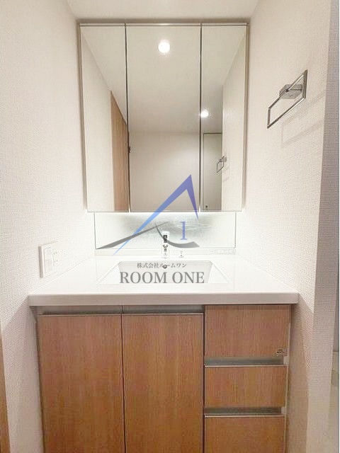 洗面設備　洗面台です。