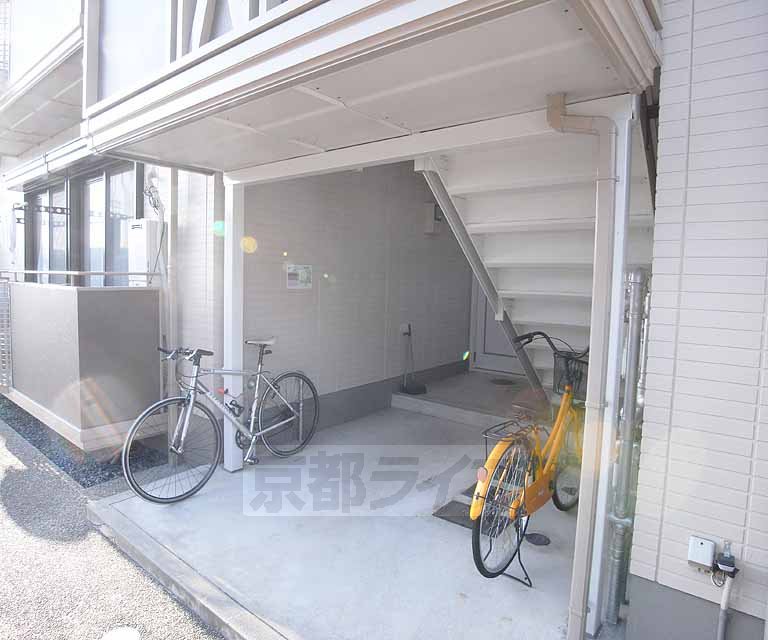 エントランス　建物入口です。