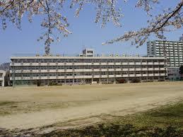 中学校　仙台市立東華中学校（中学校）まで1389m