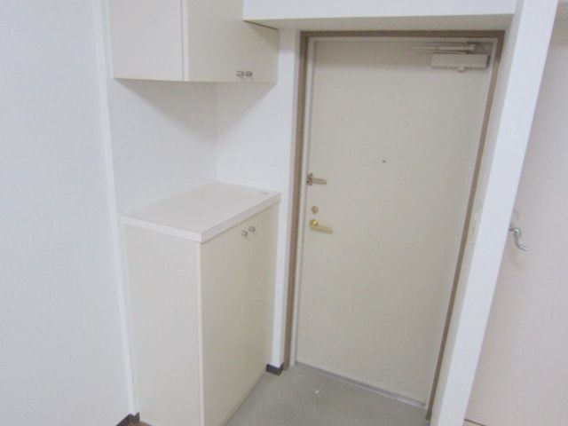 玄関　★お問い合わせはタウンハウジングまで★
