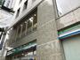 コンビニ　ファミリーマート神宮前三丁目店（コンビニ）まで160m