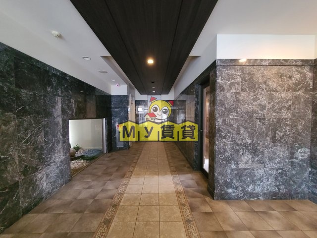 エントランス　プレサンスNAGOYA桜通ビッグビート
