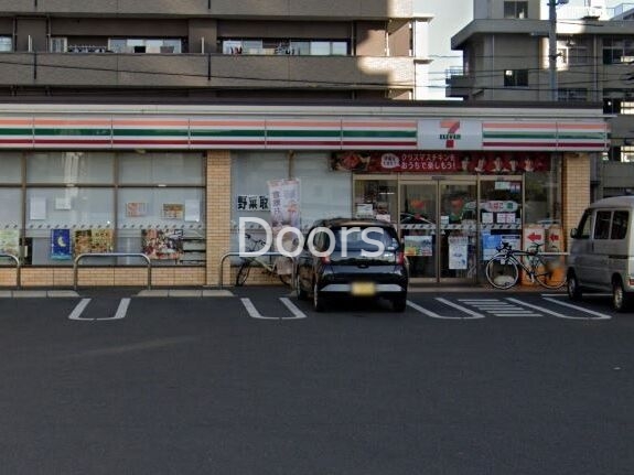 コンビニ　セブンイレブン岡山厚生町東店（コンビニ）まで105m