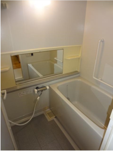 バス・シャワールーム　参考写真（同建物別部屋のものです）