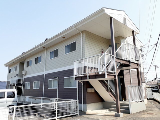 建物外観　落ち着いた雰囲気の外観です