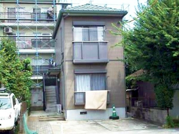 建物外観　１フロアー１世帯です。