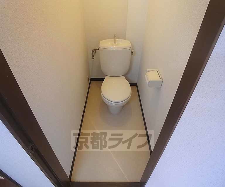 トイレ　清潔感のある洋式トイレ。