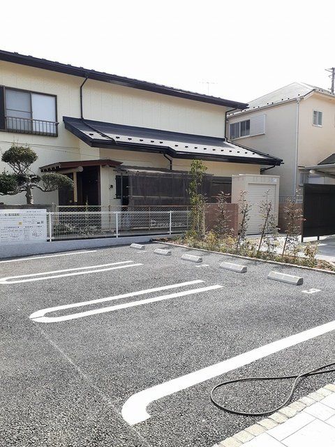 駐車場　駐車場