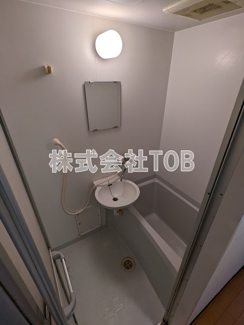 バス・シャワールーム　※クリーニング中の写真※