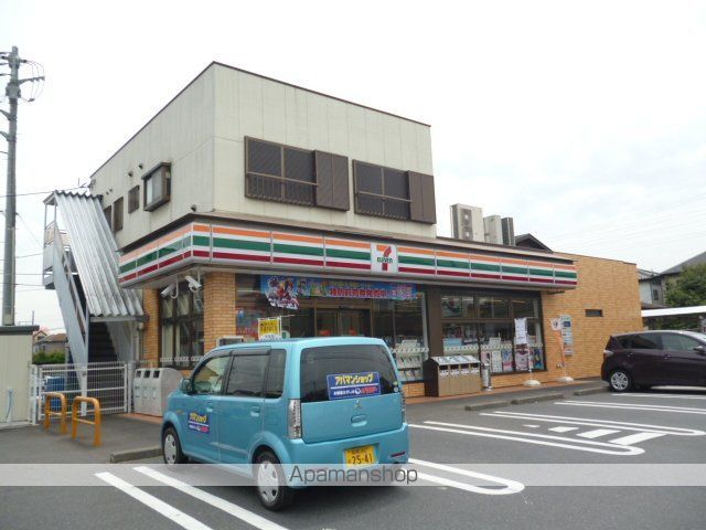 コンビニ　セブンイレブン（コンビニ）まで394m