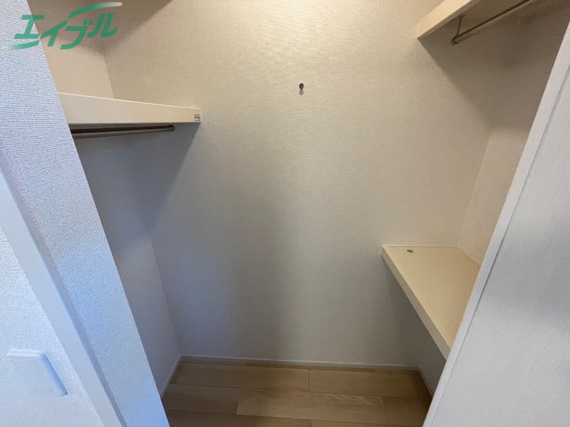 収納　同型画像参考
