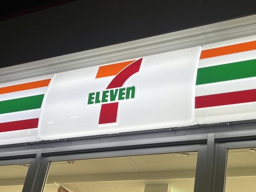 コンビニ　セブンイレブン 勝どき5丁目店（コンビニ）まで437m