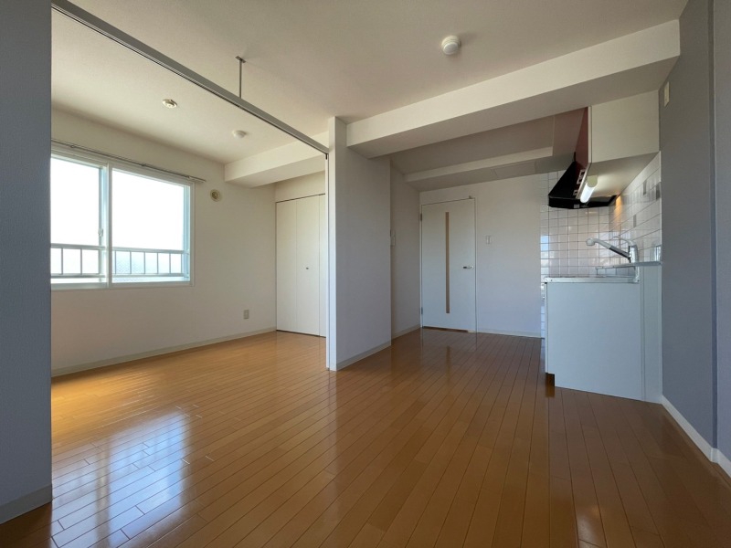 居室・リビング　広くてキレイなお部屋が広がっていて、充実した生活が送れそう。