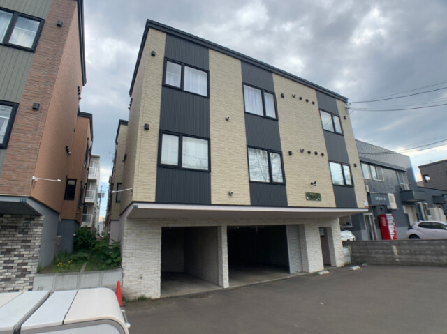 建物外観　札幌市東区北二十一条東「ＴＩＬＡ元町」