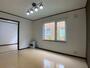 居室・リビング　明るいお部屋は気持ちよく過ごせそうですね。