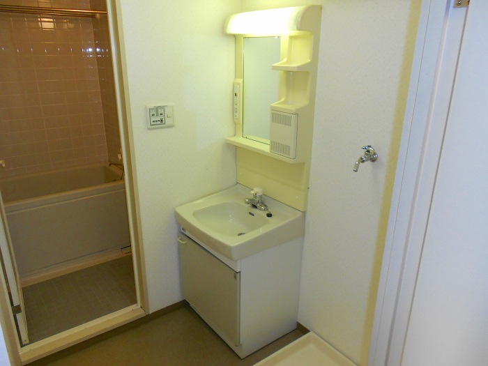 洗面設備　同物件別部屋参考写真です