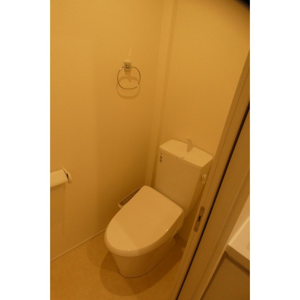 トイレ　清潔感のあるトイレです