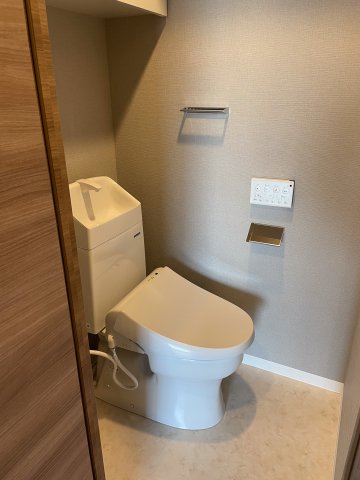 トイレ　同タイプ別室参考写真