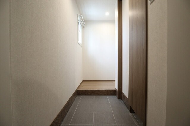 玄関　広々とした玄関