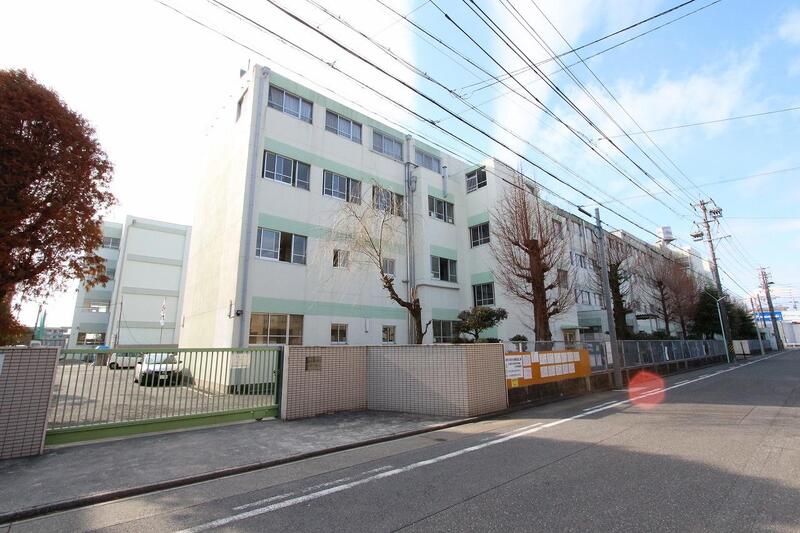 中学校　名古屋市立一柳中学校（中学校）まで843m