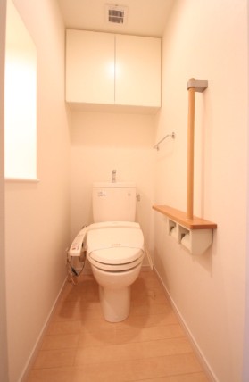 トイレ　ゆったりとした空間のトイレです