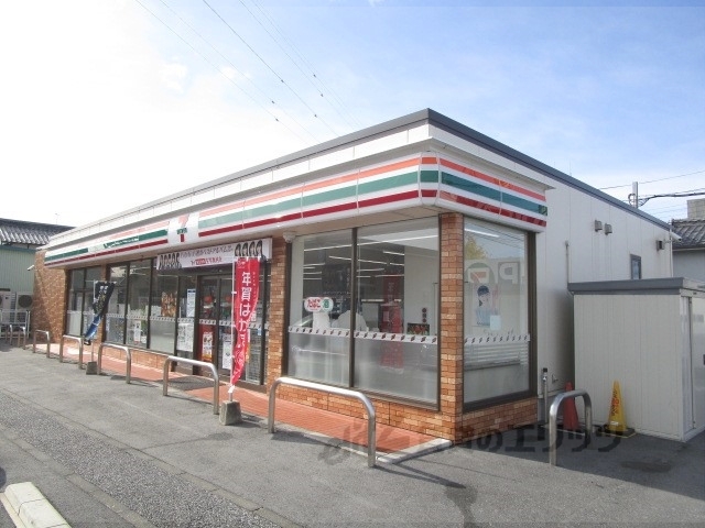 コンビニ　セブンイレブン長浜八幡東町店（コンビニ）まで350m