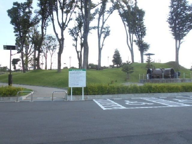 公園　清流みどりの丘公園（公園）まで850m