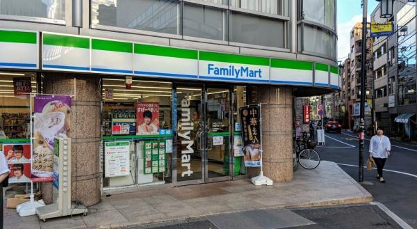 コンビニ　ファミリーマート渋谷富ヶ谷一丁目店（コンビニ）まで170m