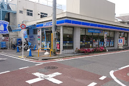 コンビニ　ローソン 東大井二丁目店（コンビニ）まで69m