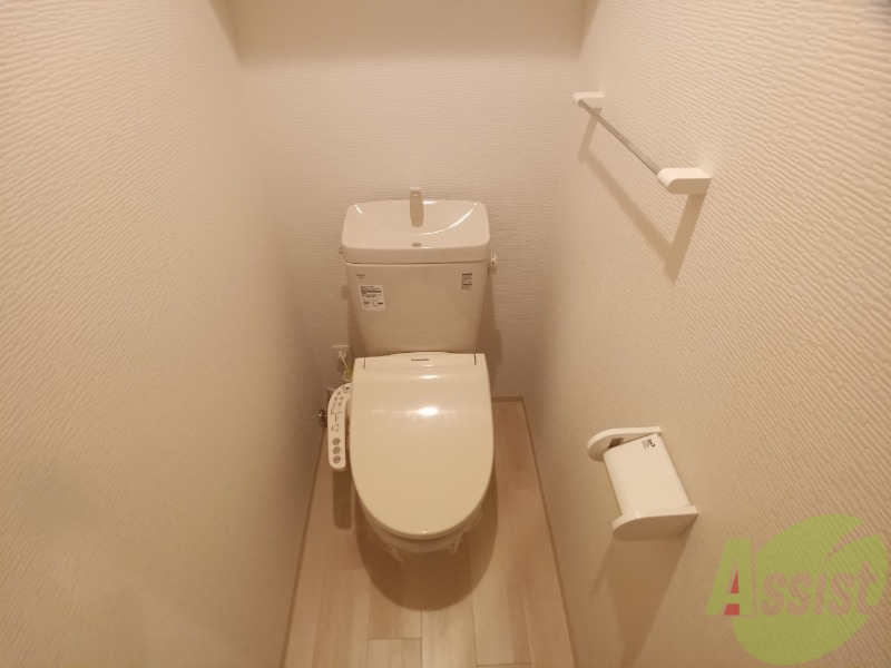 トイレ　トイレです。ウォシュレット付を探している方、おすすめです。