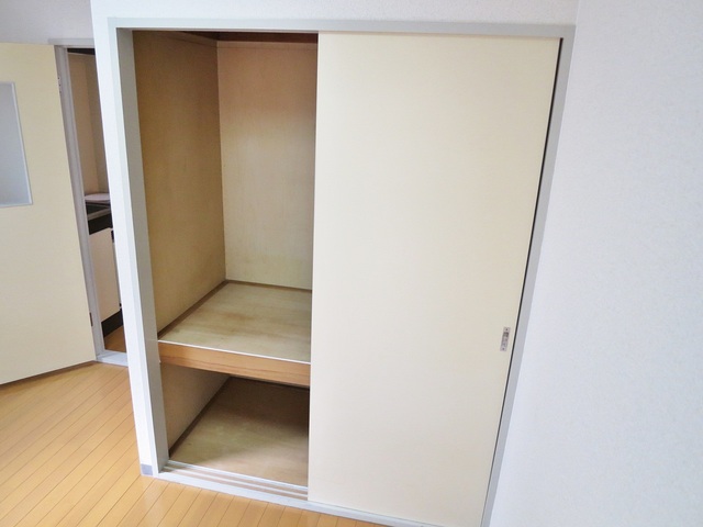 収納　押入れタイプの収納！