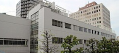 小学校　新宿区立津久戸小学校（小学校）まで589m
