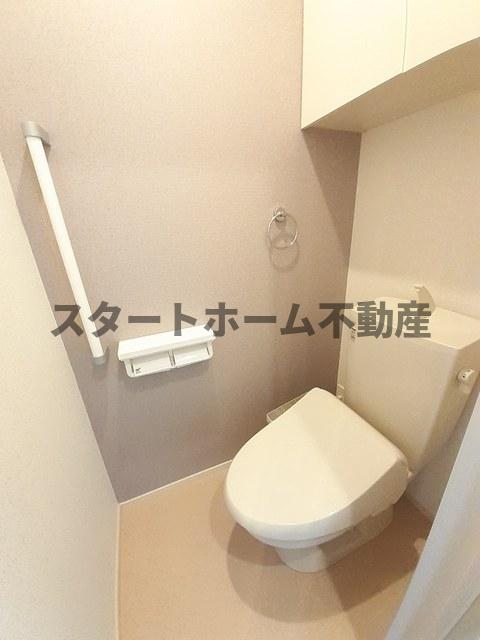 トイレ　ゆったりとした空間のトイレです